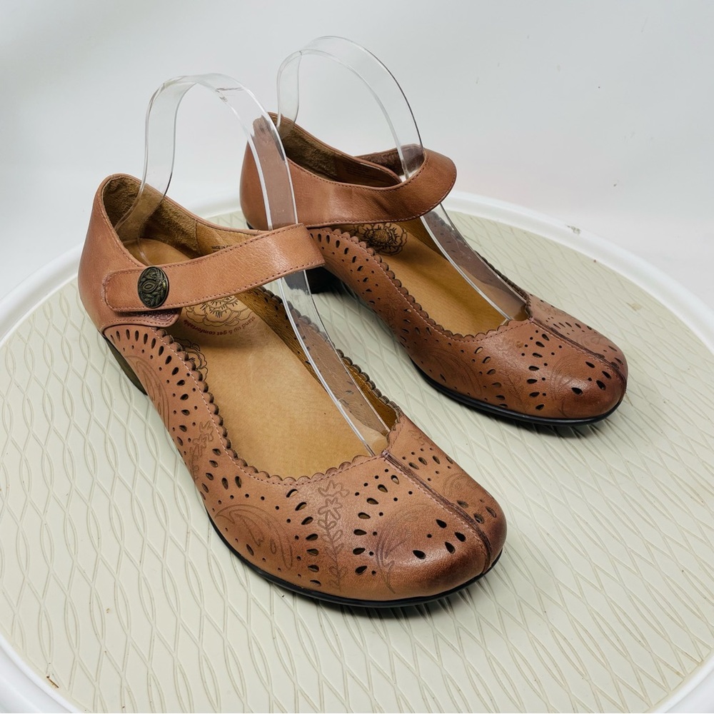 Taos Comfort Pumps Size 10 Tango Mary Jane Walking Shoes Tan Light Brown